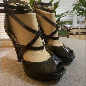 Black snake skin strappy 5 in heel